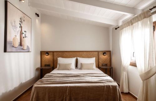 Pigadhakia House | Villa Frontale - Restored Villa with Pool Perfect for 4 Nestled Next to a Traditional Olive Mill and Local Farms Offering Authentic Hospitality and Organic Delights By Villa Mana Gers
