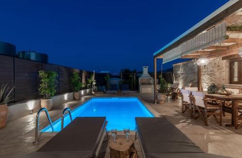 Pigadhakia House | Villa Frontale - Restored Villa with Pool Perfect for 4 Nestled Next to a Traditional Olive Mill and Local Farms Offering Authentic Hospitality and Organic Delights By Villa Mana Gers