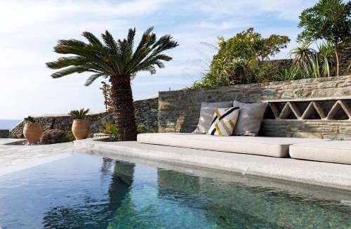 Batsi House | Villa Gaia, Beachfront, Plunge Pool & Sunset by Explore Andros