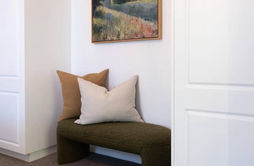 Invermay Apartment | VILLA GWEN: Stunning Character Home Only Moments From The City