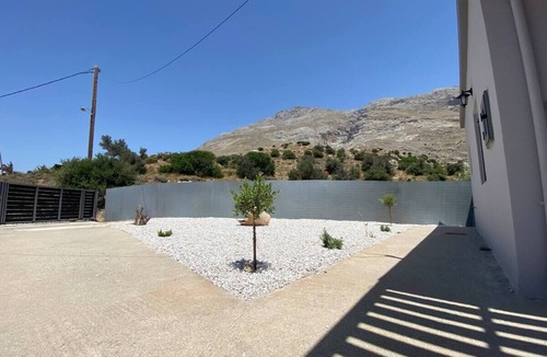 Nea Kria Vrisi House | Villa Harmony