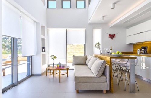 Kissamos Villa | Villa Harmony - private - infinity pool sea views throughout the house