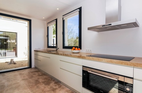 Pollensa Villa | Villa 'Hort Petit De Ternelles' with Mountain View, Wi-Fi, Air Conditioning and Underfloor Heating