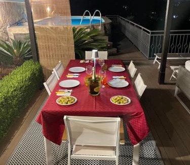 Altavilla Milicia House | Villa Ibiscus