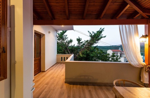 Achlades Villa | Villa in Crete with Private Pool & Beaches Nearby
