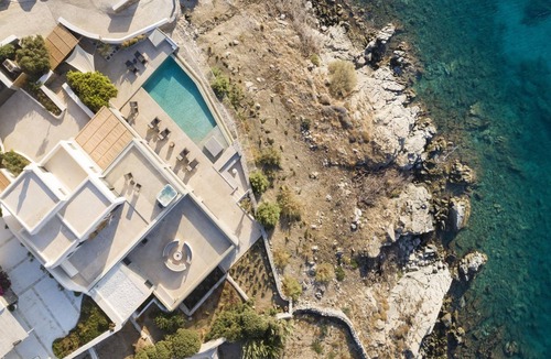 Agios Ioannis Villa | Villa in Ornos with 6 bedrooms sleeps 12