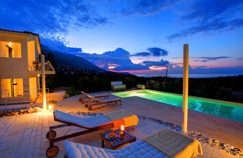 Karavados Villa | Villa 'Kteni Ideales Resort' with Sea View, Wi-Fi and Air Conditioning