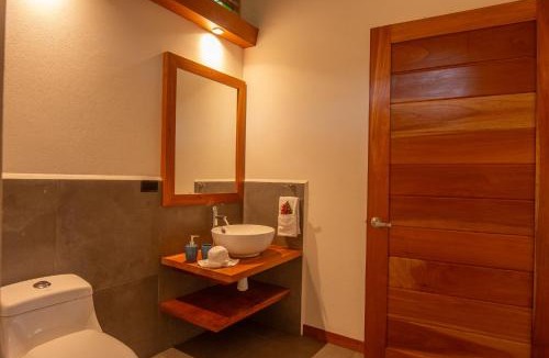 Chiguata Villa | Villa Lapa - Pool - 10-Min Walk to Shore