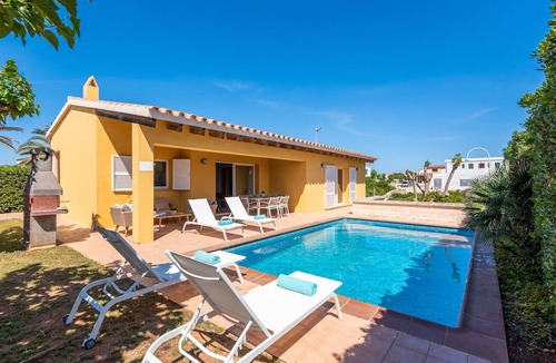 Cala en Forcat Villa | Villa Laura - 350 mts from the beach