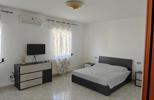 Monte Sant'Angelo Apartment | Villa Leonardo