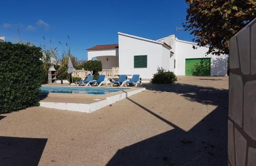 Cales Piques House | Villa Luz: refugio de calma y belleza en Menorca