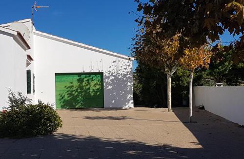 Cales Piques House | Villa Luz: refugio de calma y belleza en Menorca