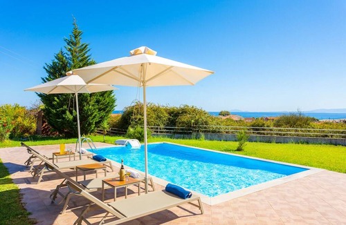 Kateleios Villa | Villa Melissa: Large Private Pool, Walk to Beach, Sea Views, A/C, WiFi