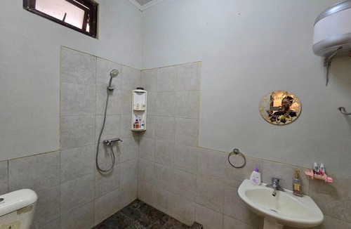 Megamendung Villa | Villa Montaview Puncak (Mountain View Cottage)