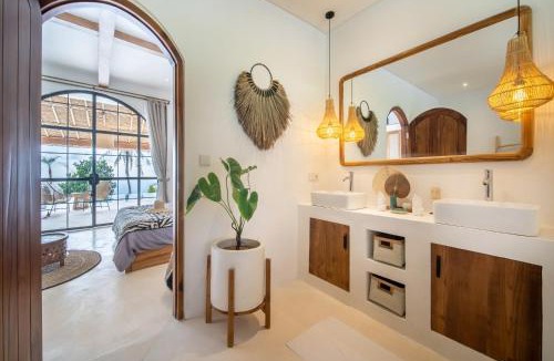 Banjar Villa | Villa Moonlight Lovina