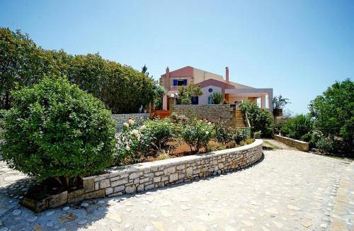 Kiparissia House | Villa Myrto