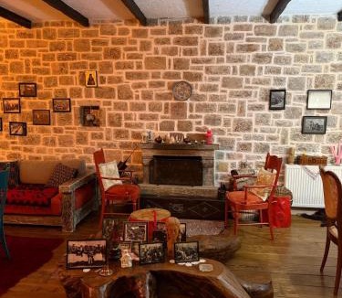 Moscopole Villa | Villa Naum