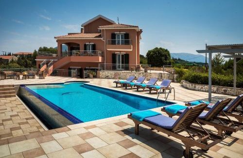 Fiskardo Villa | Villa Neptune Fiskardo by Villa Plus