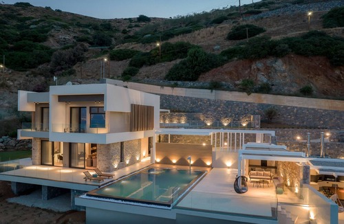 Agia Pelagia Villa | Villa Nereid 5 bedroom villa with infinity heated pool
