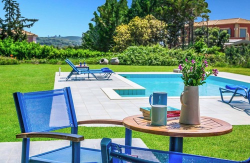 Svoronata Villa | Villa Nissaki - Two Bedroom Villa, Sleeps 4