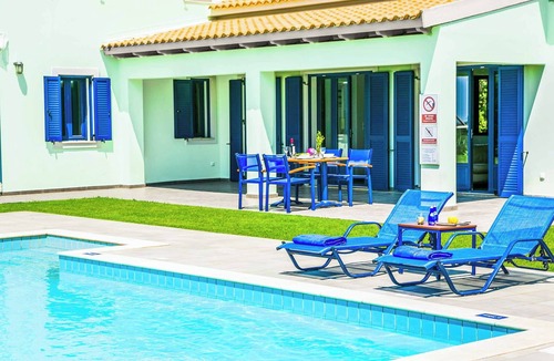 Svoronata Villa | Villa Nissaki - Two Bedroom Villa, Sleeps 4