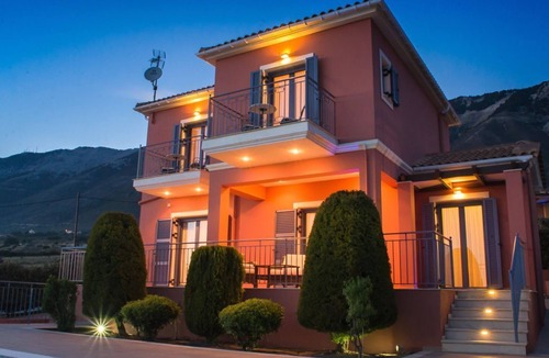 Plateies Villa | Villa Odysseus, Boundless Sea and Mountain Views With Private Swimming Pool