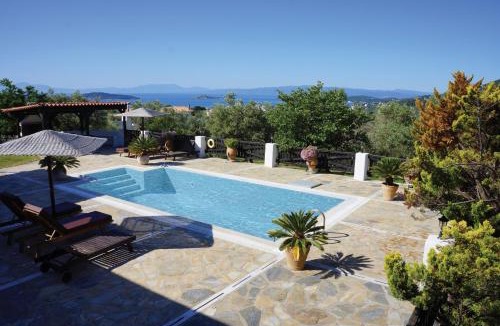Skiathos Villa | Villa Pefka