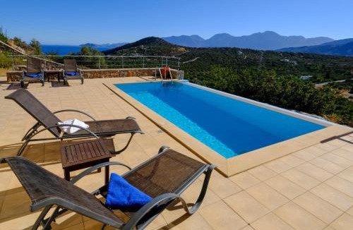 Vathi Villa | Villa Poppy