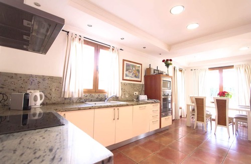 El Toro Villa | Villa Puerto Adriano with Private Pool and 5 min walk from the Beach