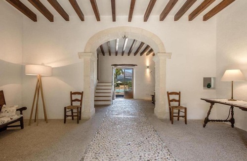 Buger Villa | Villa Rafal Antic