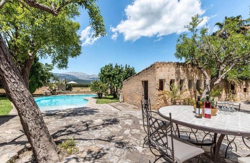 Buger Villa | Villa Rafal Antic