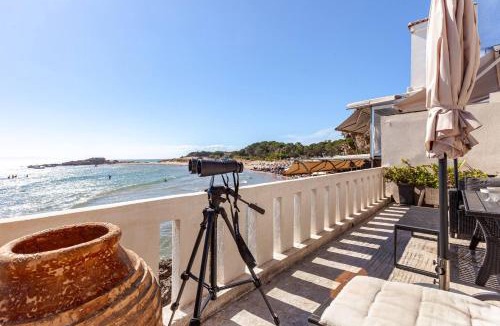 Arcoudi House | Villa Rena In Front of the Sea