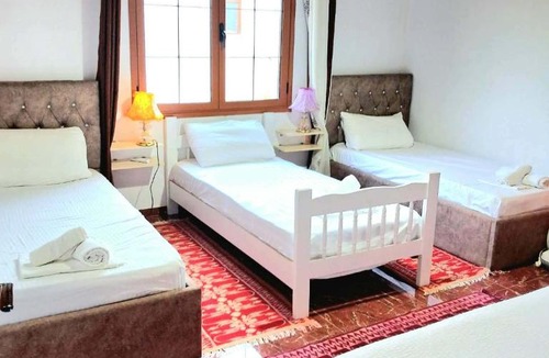 Berat Villa | Villa Rexho