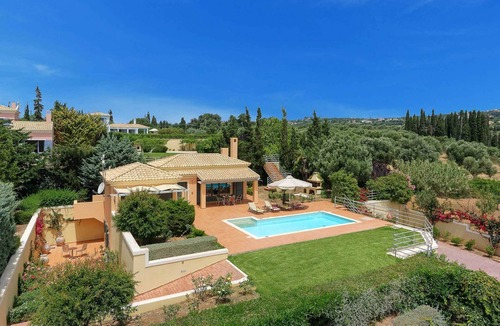 Svoronata Villa | Villa Riaki - Two Bedroom Villa, Sleeps 4