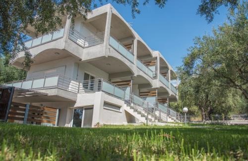 Zalongo Apartment | Villa Riza