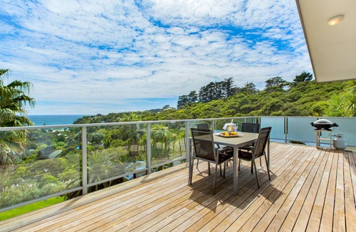 Waiheke Island Apartment | Villa Rosa at Palm Beach - Carefree Quality Holiday Villa - Palm Beach