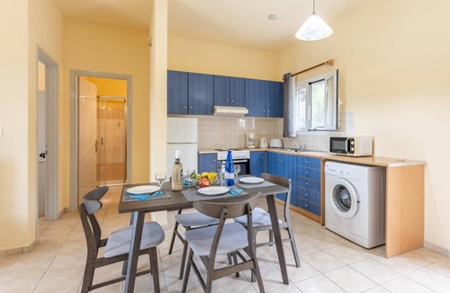 Mousata Villa | Villa Russa Anna - One Bedroom Villa, Sleeps 2