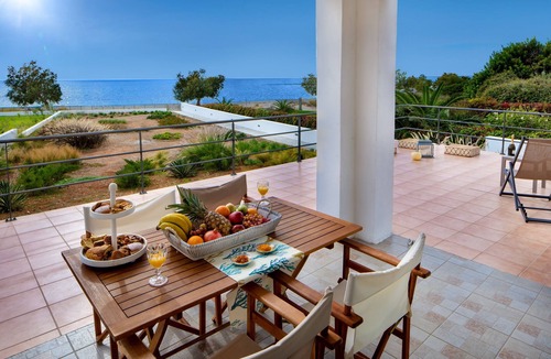 Fragkokastello Villa | Villa Sea Sand - Sunset View Beachfront Villa Near Tavernas & Shops