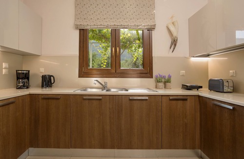 Agia Marina House | Villa Serenity
