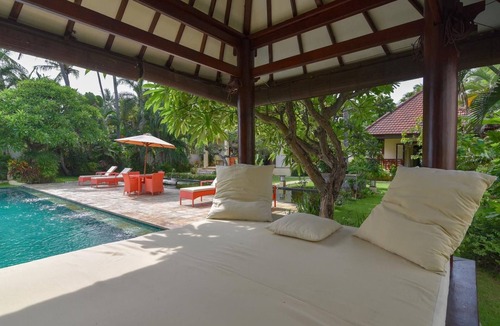 Kubutambahan House | Villa Singkenken by Interhome