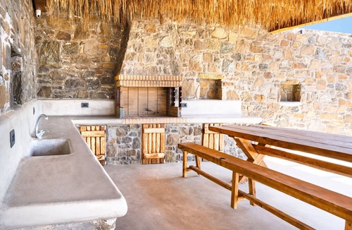 Houlakia Villa | Villa 'The Lion 3 with Sunset Views' with Sea View, Wi-Fi and Air Conditioning