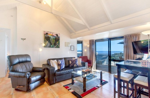 Waiheke Island Apartment | Villa Topaz at Palm Beach - Gorgeous 1 Bedroom Holiday Villa - Palm Beach