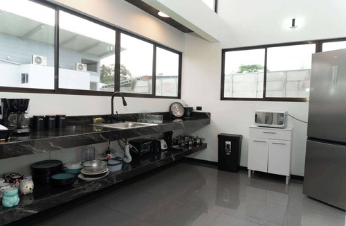 La Fortuna House | Villa Vet: Stylish 3BR Home New Build Perfect for families