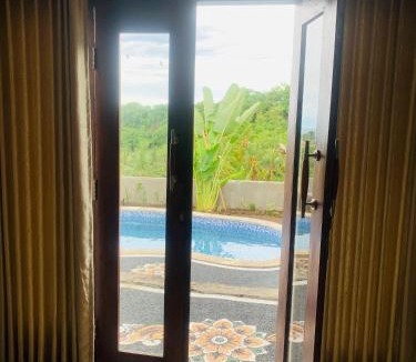 Kayu Putih House | Villa WENHOMANN View