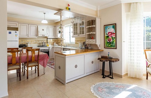 Masukiye Villa | Villa with Garden Surrounded by Nature in Sapanca