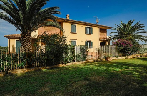 Patti House | Villa with swimming pool, garden and sea view