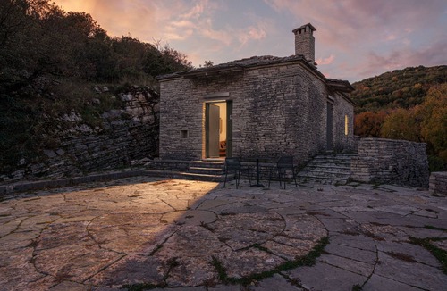 Ano Pedina House | VILLA ZAGORI/THE CRIMSON STUDIO