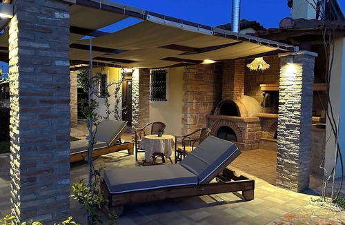 Ilida House | Villa Zoe renovated house for summer vacation and more