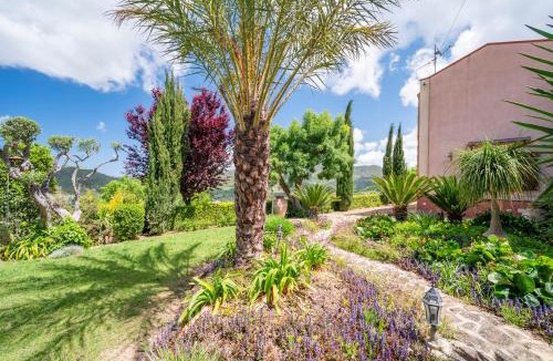 Castelbuono House | Villarose