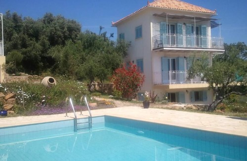 Aipeia Villa | Villas with pool near Koroni and exceptional panoramic sea view